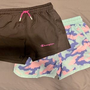 Champion girls 14/16 set of two shorts